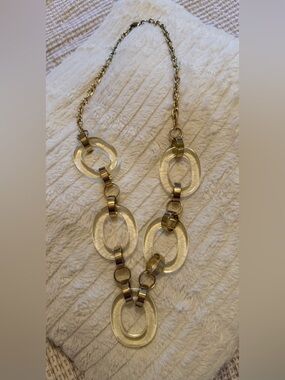 💛 4 for $20 💛 Gold-Tone and Acrylic Link Statement Necklace